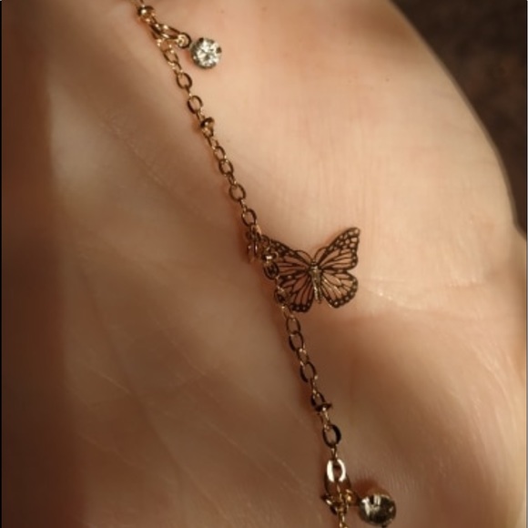 ✨LAST ONE✨ Butterfly Anklet - Picture 3 of 5